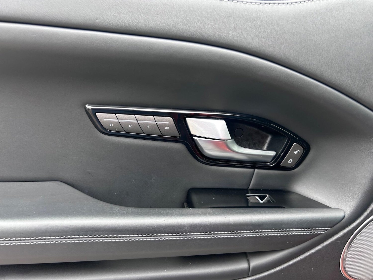 Used Land Rover Range Rover Evoque 2017 for sale - 78158195: Photo 42