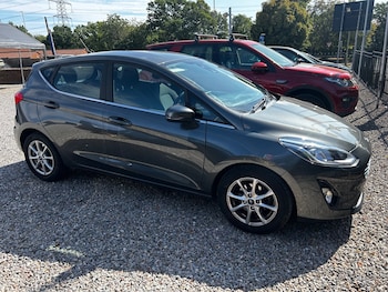 Used Ford Fiesta 2017 for sale - 79261720: Photo