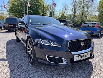 Used Jaguar XJ 2018 for sale - 78413040: Photo