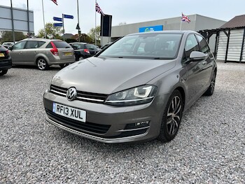 Used Volkswagen Golf 2014 for sale - 78201555: Photo