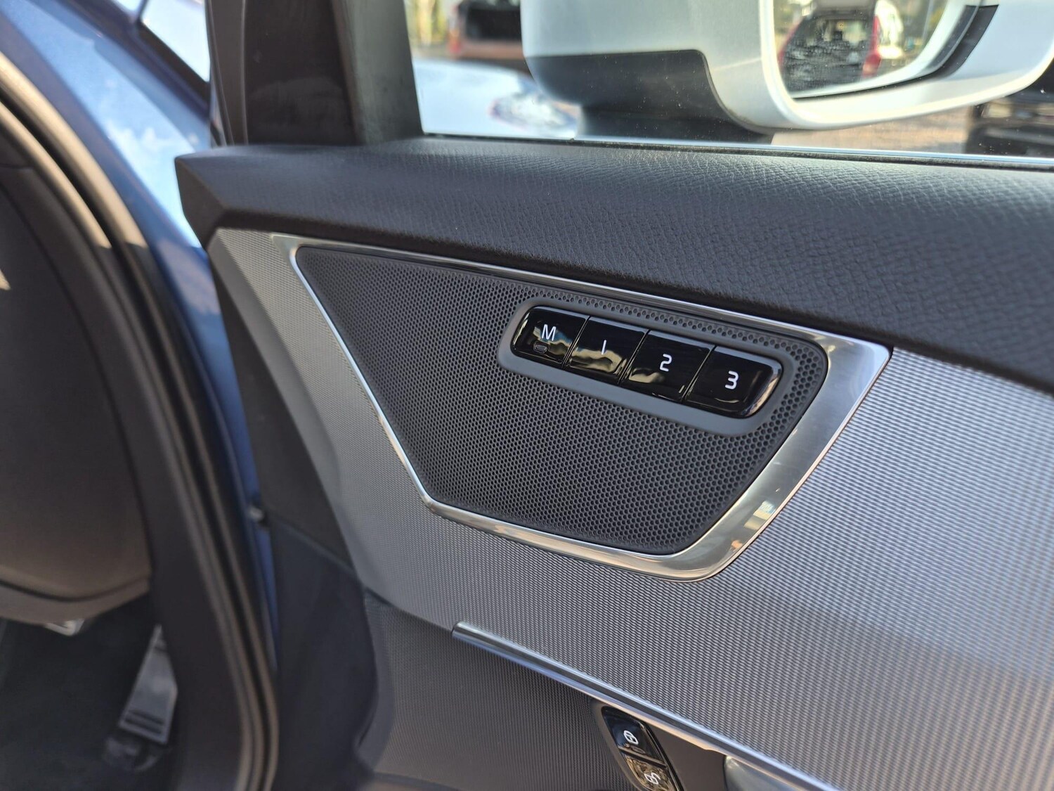 Used Volvo XC90 2018 for sale - 78158200: Photo 33