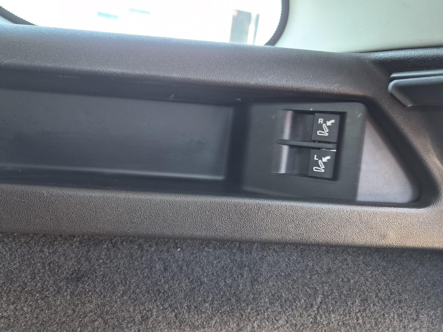 Used Land Rover Discovery Sport 2017 for sale - 78158192: Photo 15