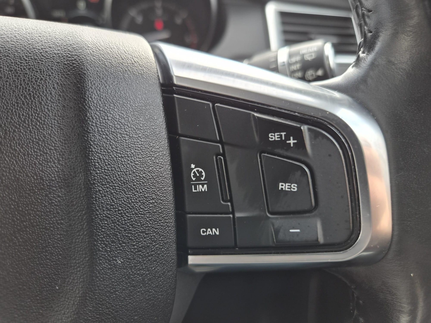 Used Land Rover Discovery Sport 2017 for sale - 78158192: Photo 21