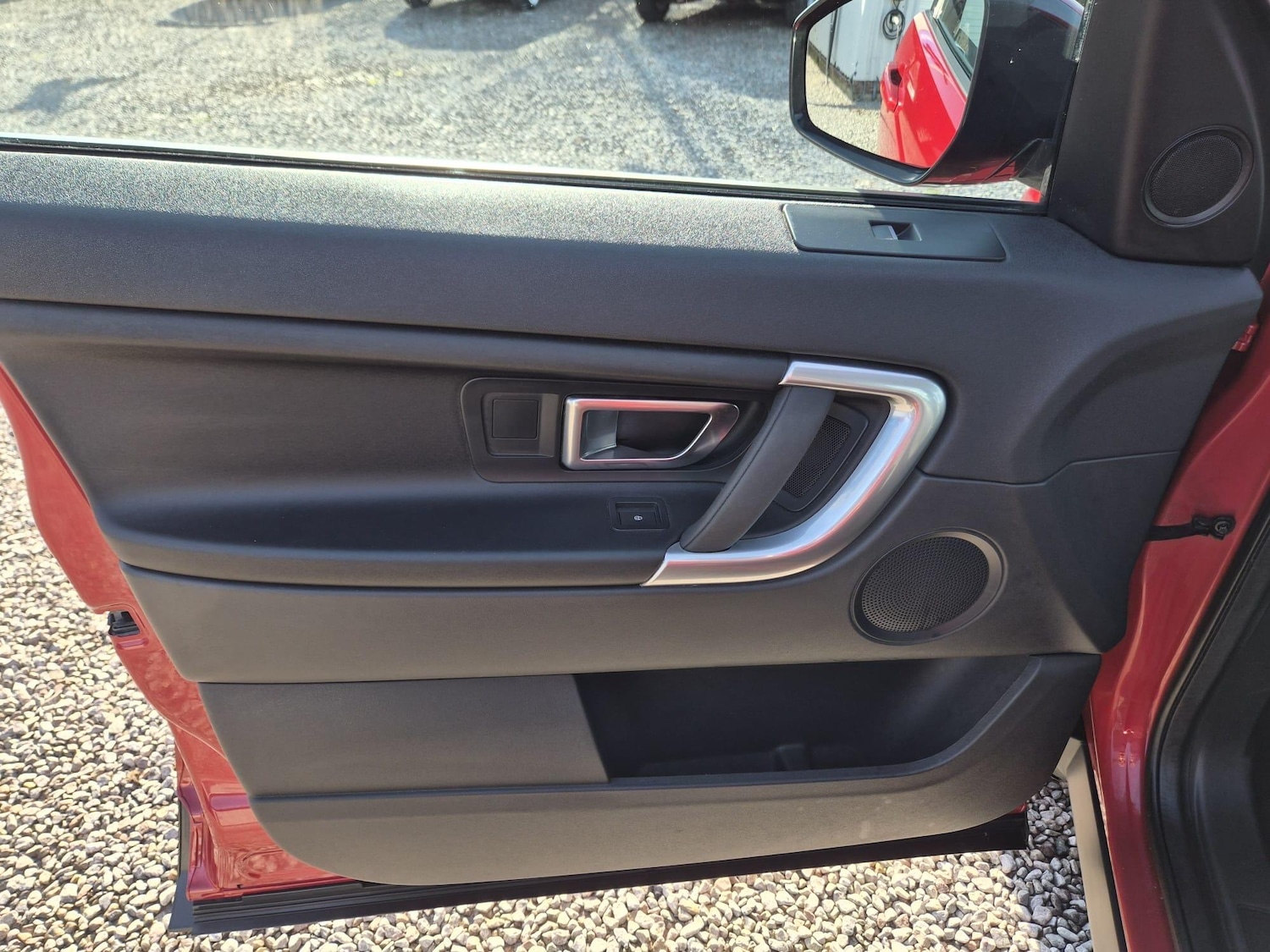 Used Land Rover Discovery Sport 2017 for sale - 78158192: Photo 25