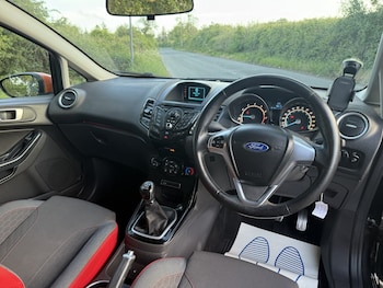 Used Ford Fiesta 2014 for sale - 79205428: Photo