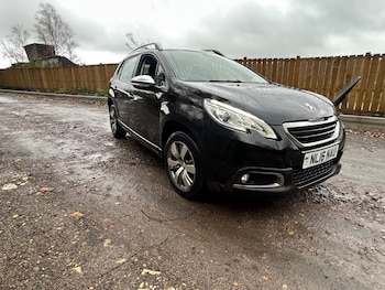 Used Peugeot 2008 2016 for sale - 76508577: Photo