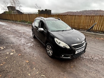 Used Peugeot 2008 2016 for sale - 76508577: Photo