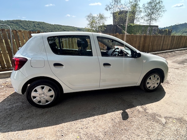 Used Dacia Sandero 2017 for sale - 75593598: Photo 8