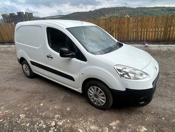 Used Peugeot Partner 2014 for sale - 76093396: Photo