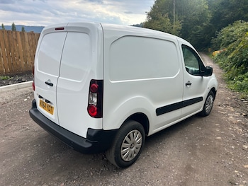 Used Peugeot Partner 2014 for sale - 76093396: Photo