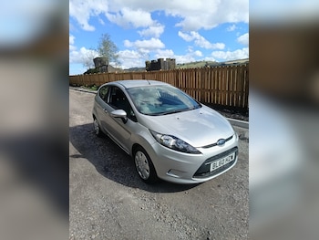 Used Ford Fiesta 2011 for sale - 76064958: Photo