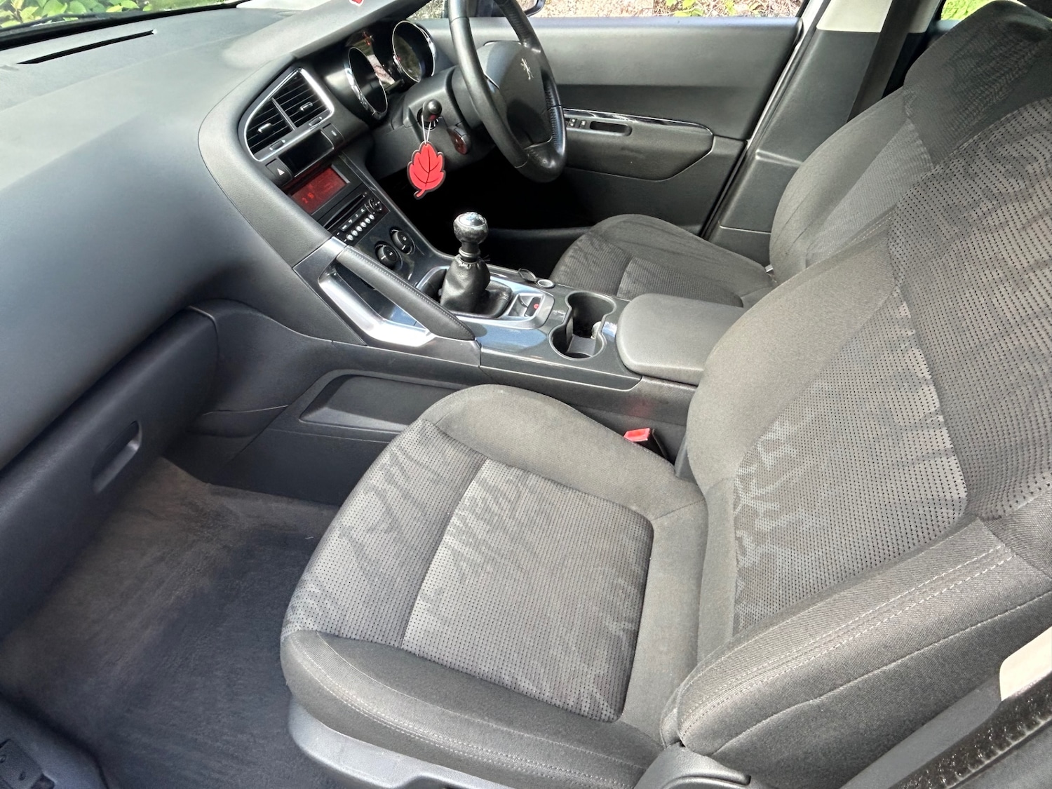 Used Peugeot 3008 2012 for sale - 76211309: Photo 16