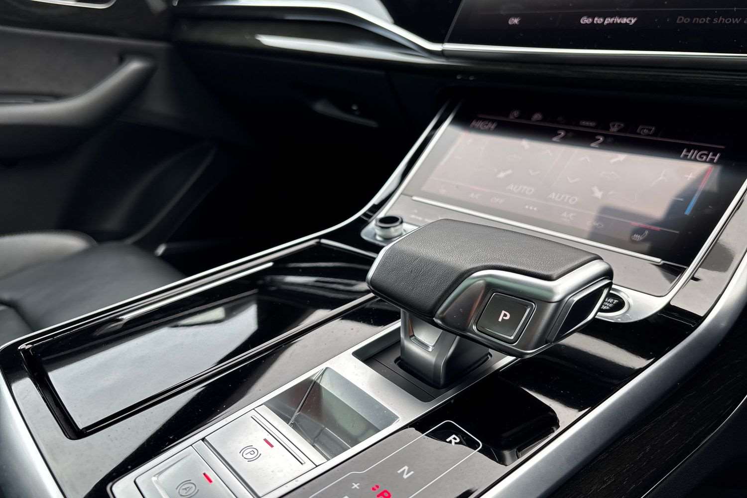 Used Audi Q8 2024 for sale - 76218364: Photo 15