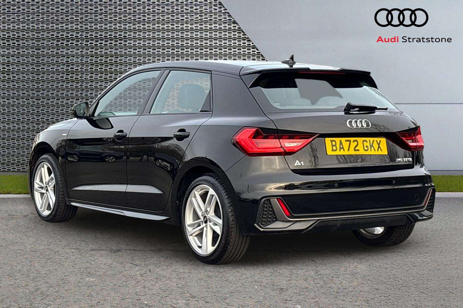 Used Audi A1 2023 for sale - 76789450: Photo 3