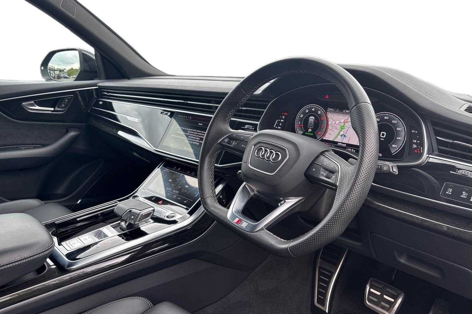 Used Audi Q8 2023 for sale - 76141616: Photo 6