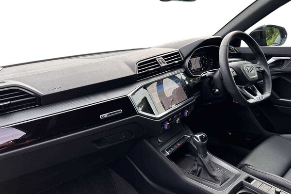 Used Audi Q3 2024 for sale - 75282224: Photo 2
