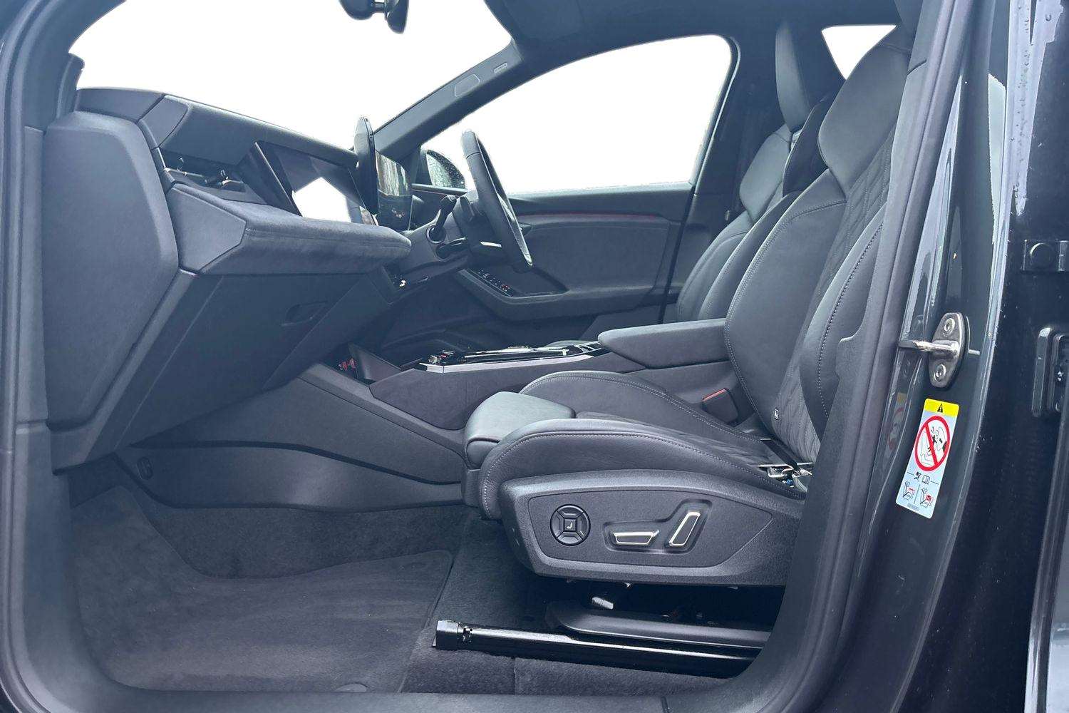 Used Audi Q6 e-tron 2025 for sale - 76889758: Photo 21