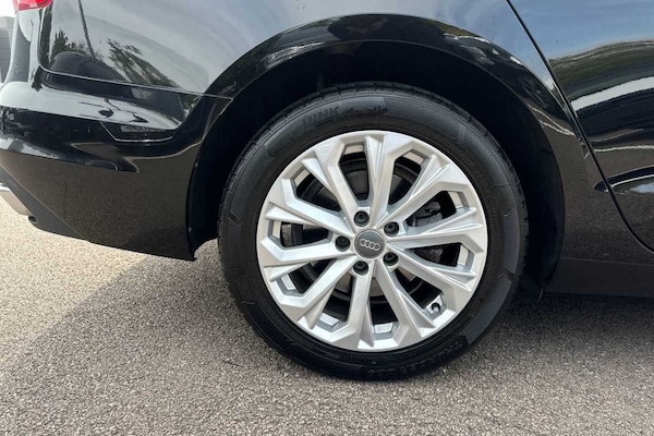 Used Audi A4 2019 for sale - 76249094: Photo 5