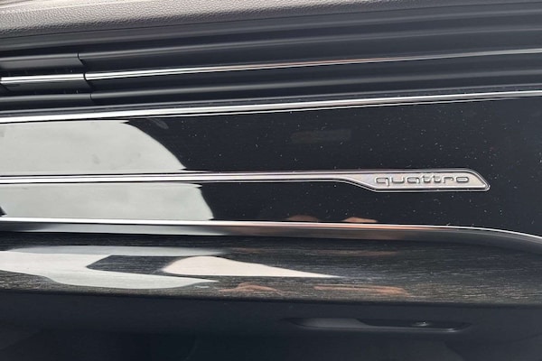 Used Audi Q8 2022 for sale - 76339599: Photo 35