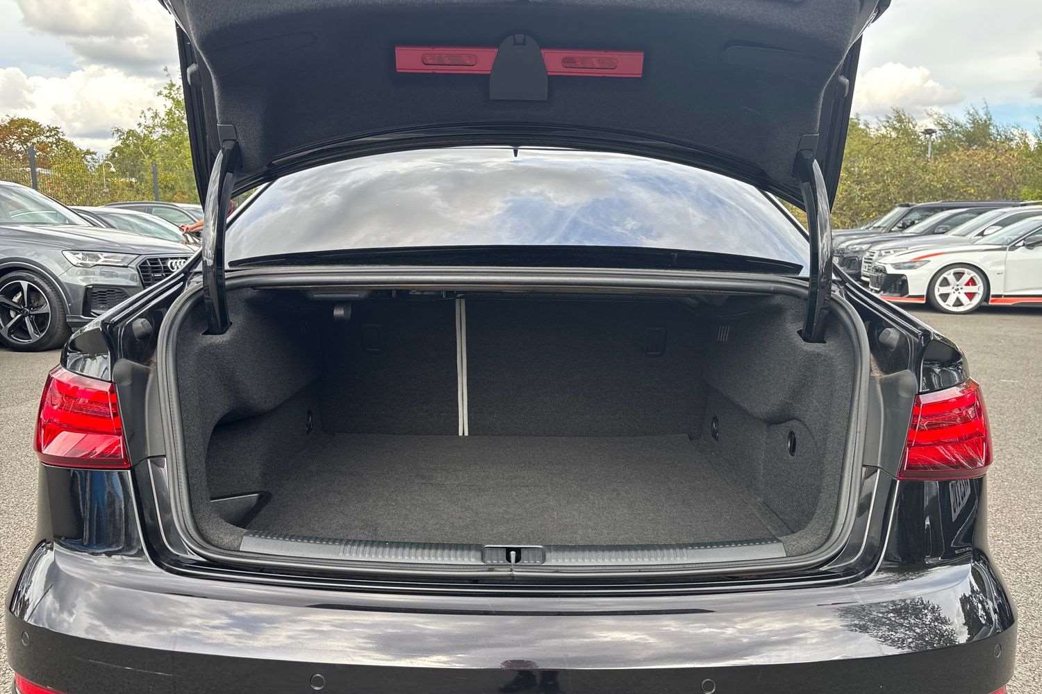 Used Audi RS3 2019 for sale - 76661930: Photo 11