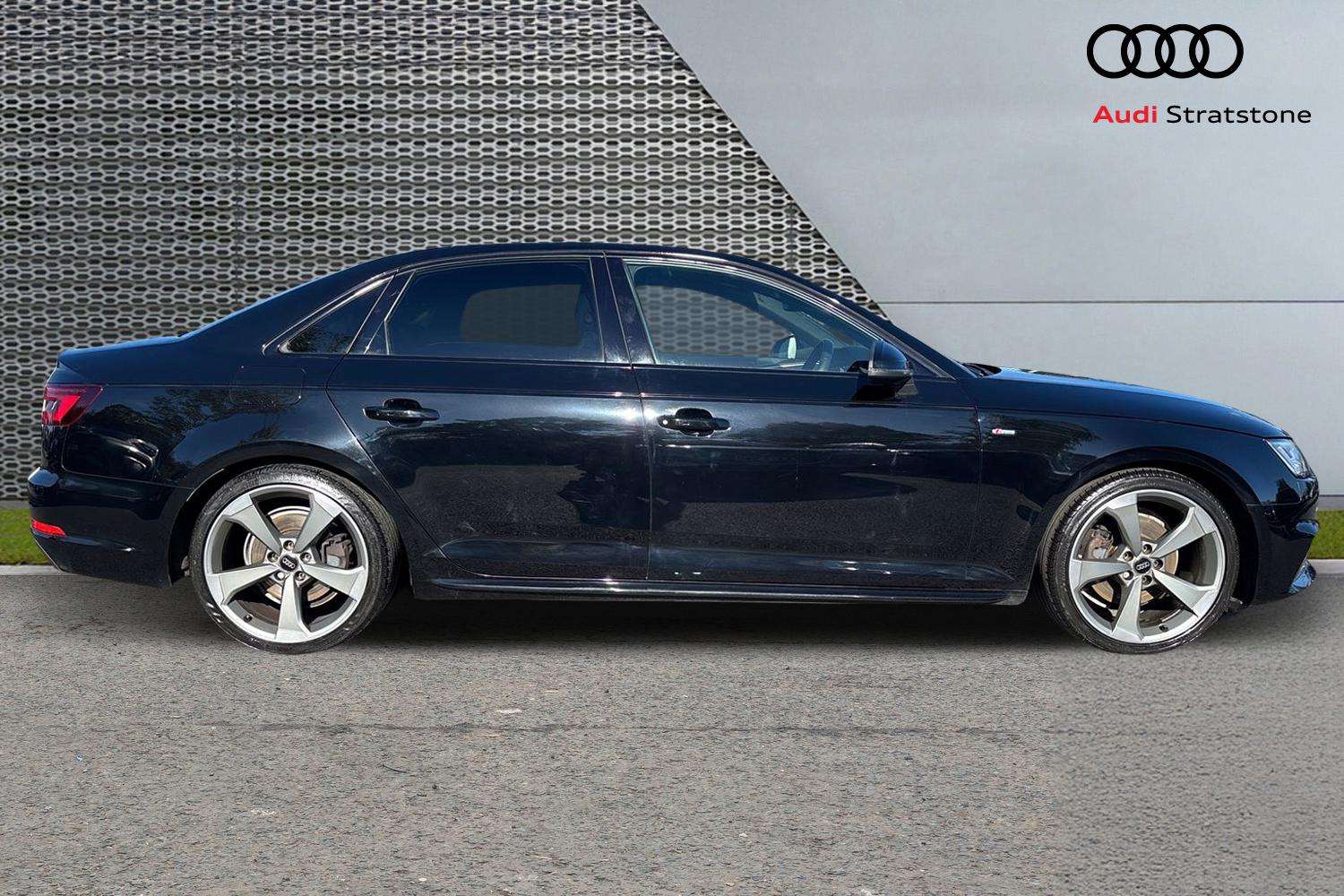 Used Audi A4 2018 for sale - 75955412: Photo 4