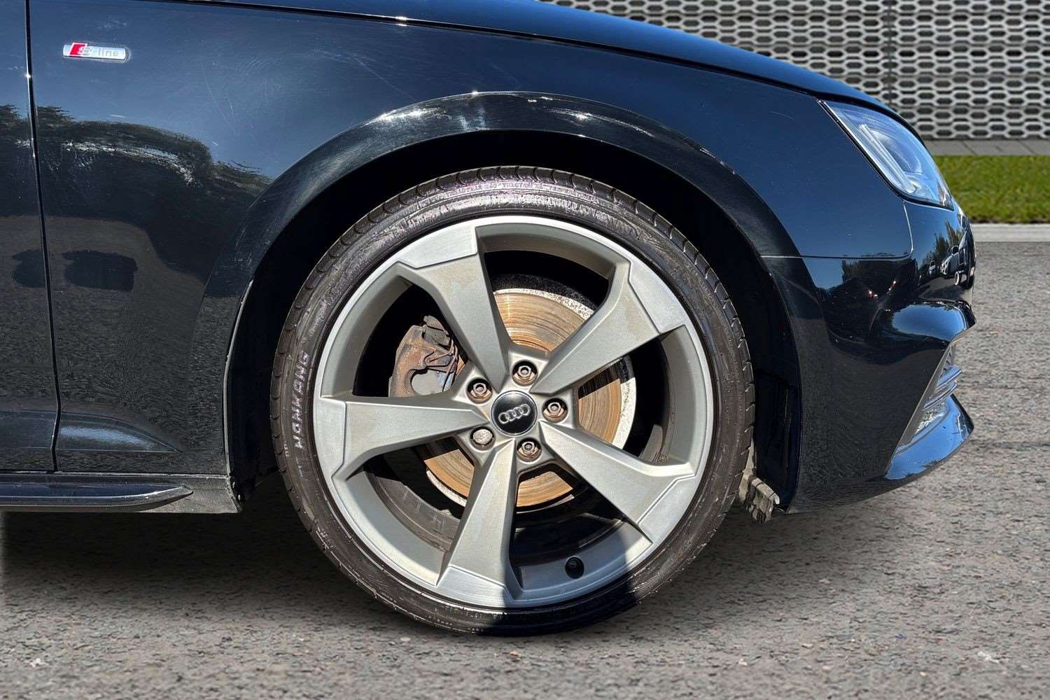 Used Audi A4 2018 for sale - 75955412: Photo 5