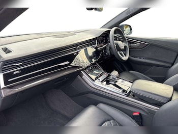 Used Audi Q8 2023 for sale - 76192107: Photo