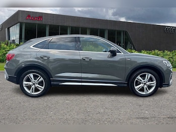 Used Audi Q3 2024 for sale - 74753531: Photo