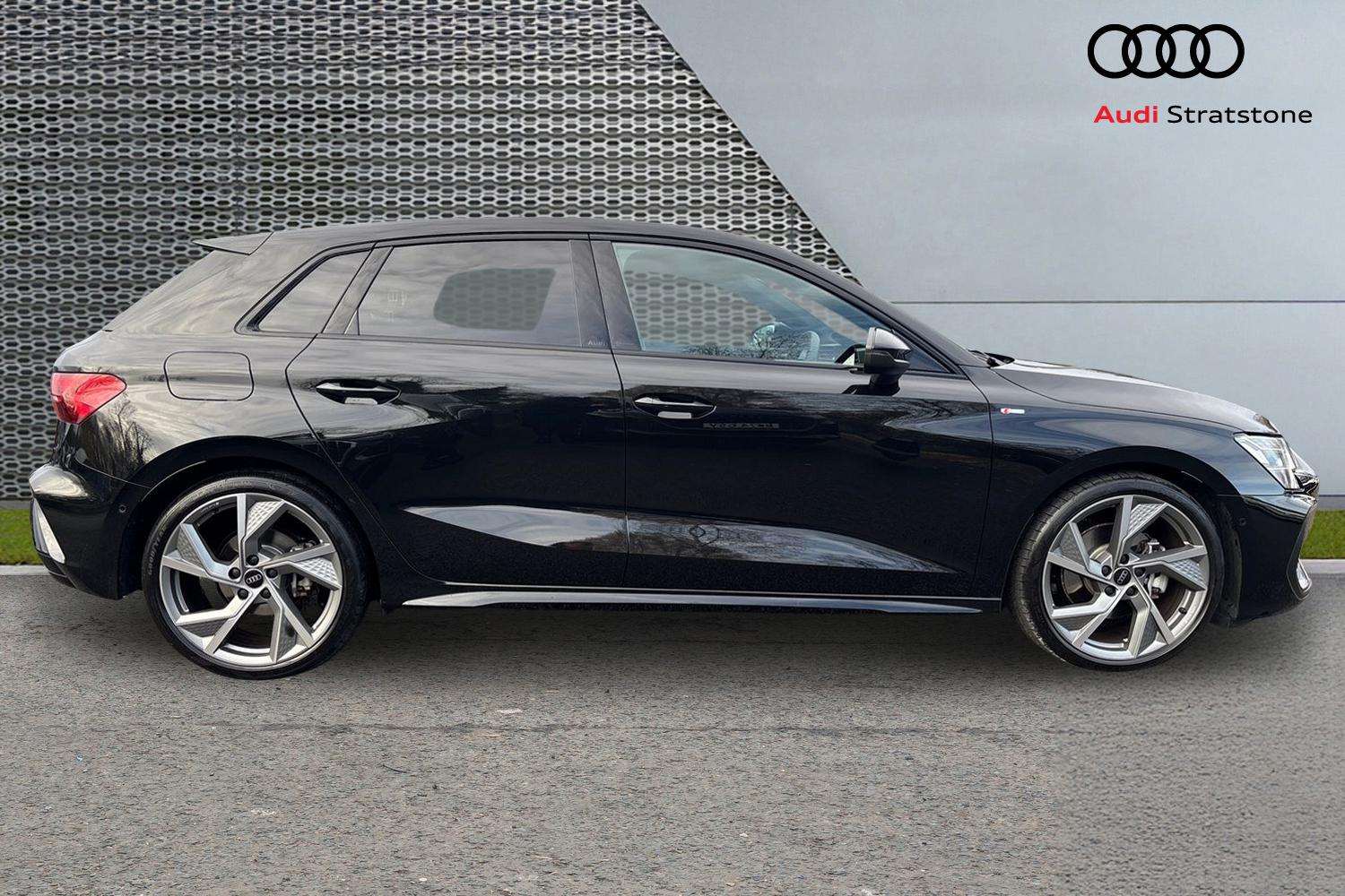 Used Audi A3 2025 for sale - 76916161: Photo 4