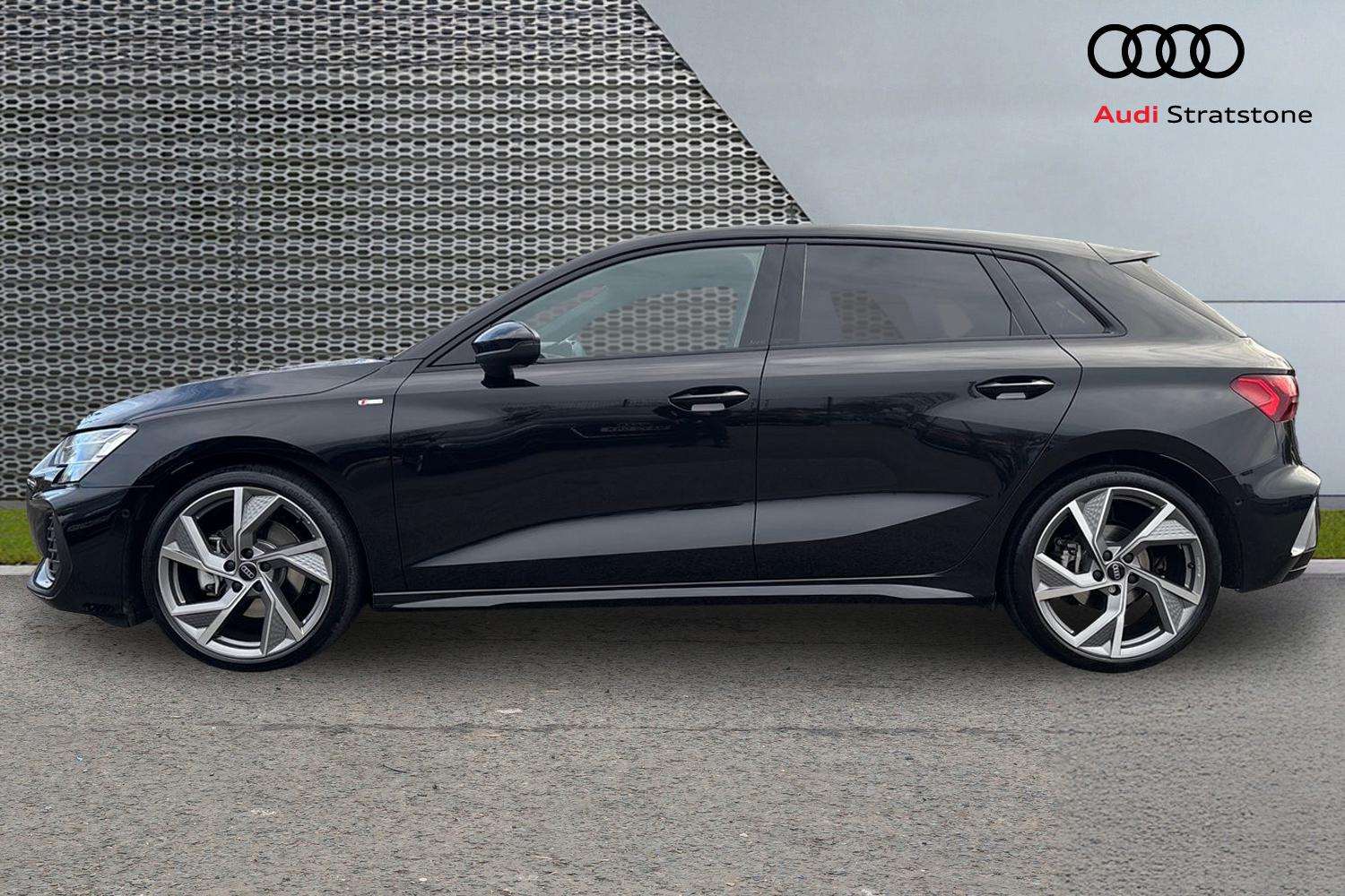 Used Audi A3 2025 for sale - 76916161: Photo 8