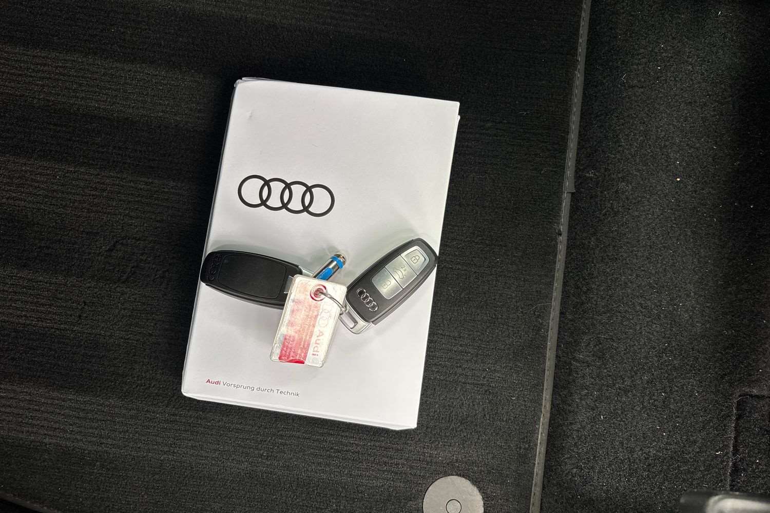 Used Audi Q4 e-tron 2023 for sale - 76286335: Photo 25