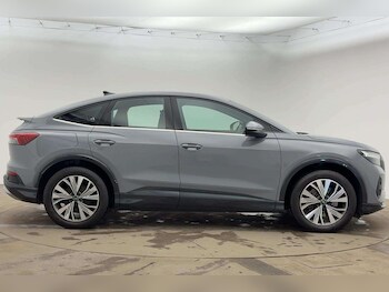 Used Audi Q4 e-tron 2022 for sale - 75955403: Photo