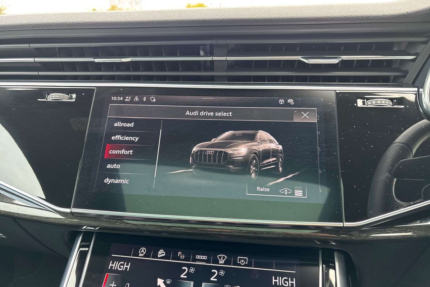 Used Audi Q8 for sale - 76761084: Photo 30