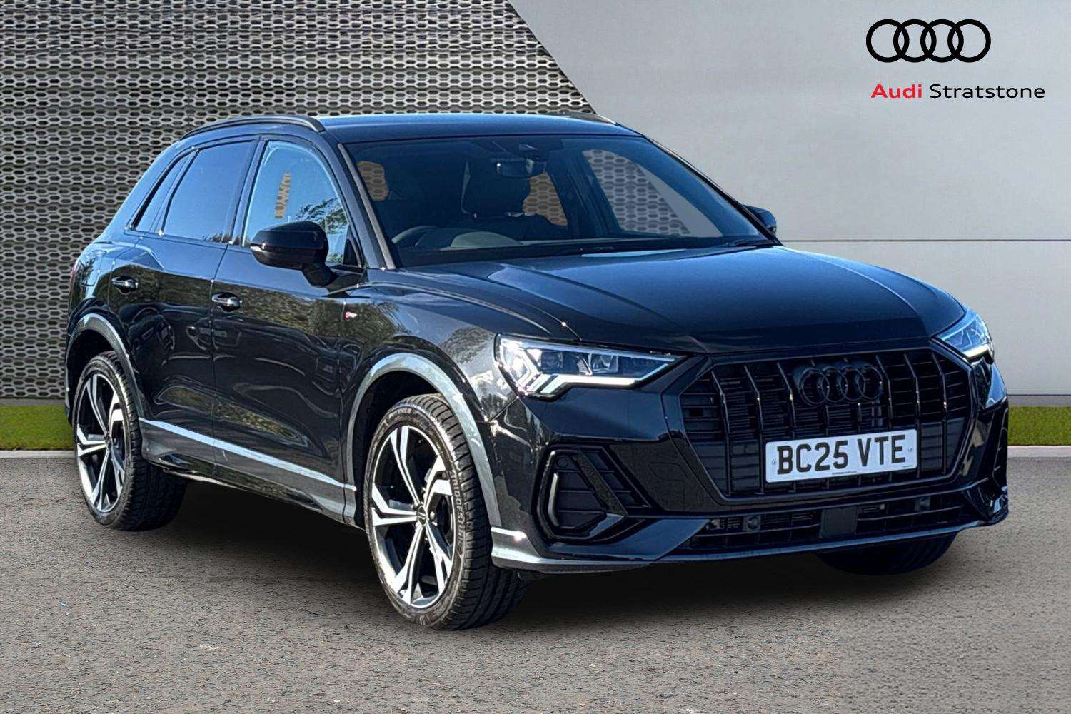 Used Audi Q3 2025 for sale - 76113565: Photo 1