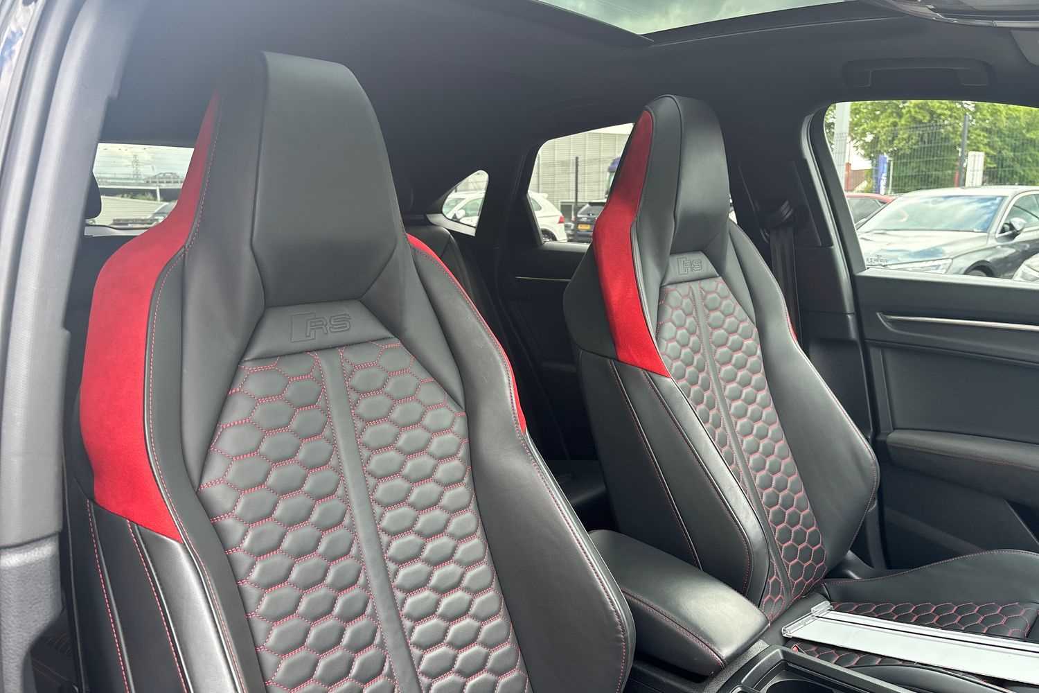 Used Audi RS Q3 2022 for sale - 76421107: Photo 33