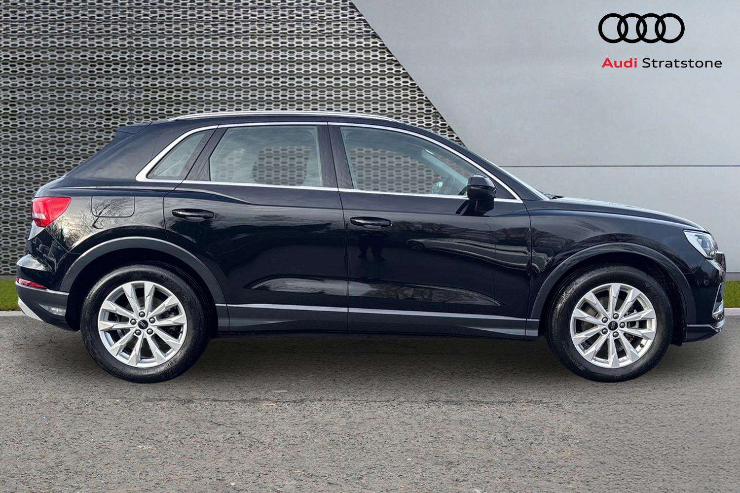 Used Audi Q3 2025 for sale - 76967949: Photo 4