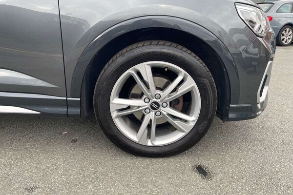 Used Audi Q3 2021 for sale - 76230399: Photo 11