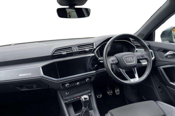Used Audi Q3 2021 for sale - 76230399: Photo 22