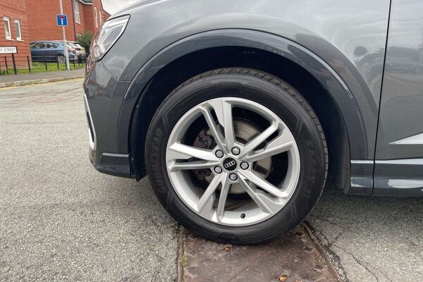 Used Audi Q3 2021 for sale - 76230399: Photo 5