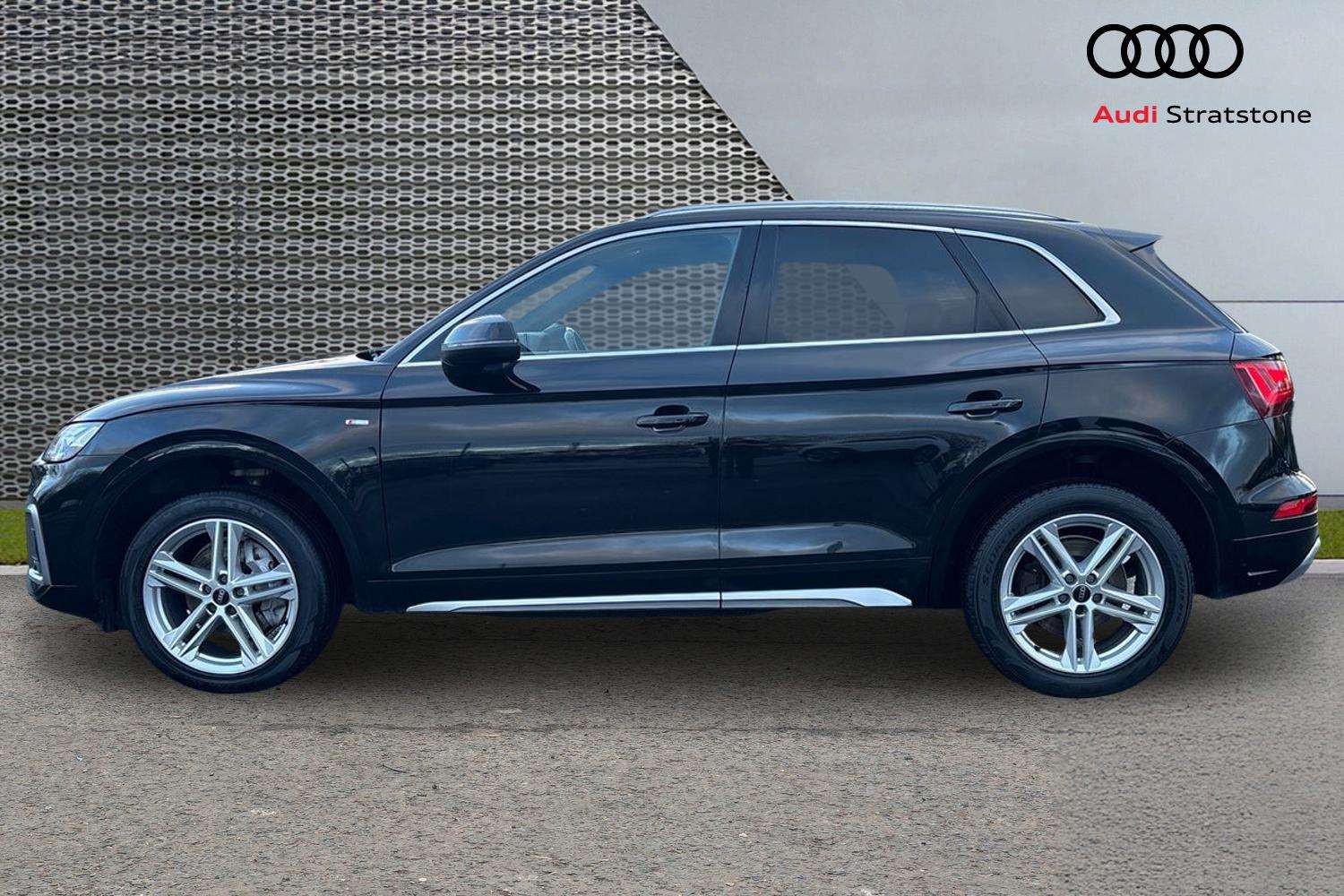 Used Audi Q5 2021 for sale - 76610559: Photo 8