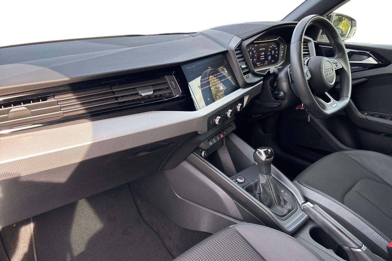 Used Audi A1 2023 for sale - 75967975: Photo 2