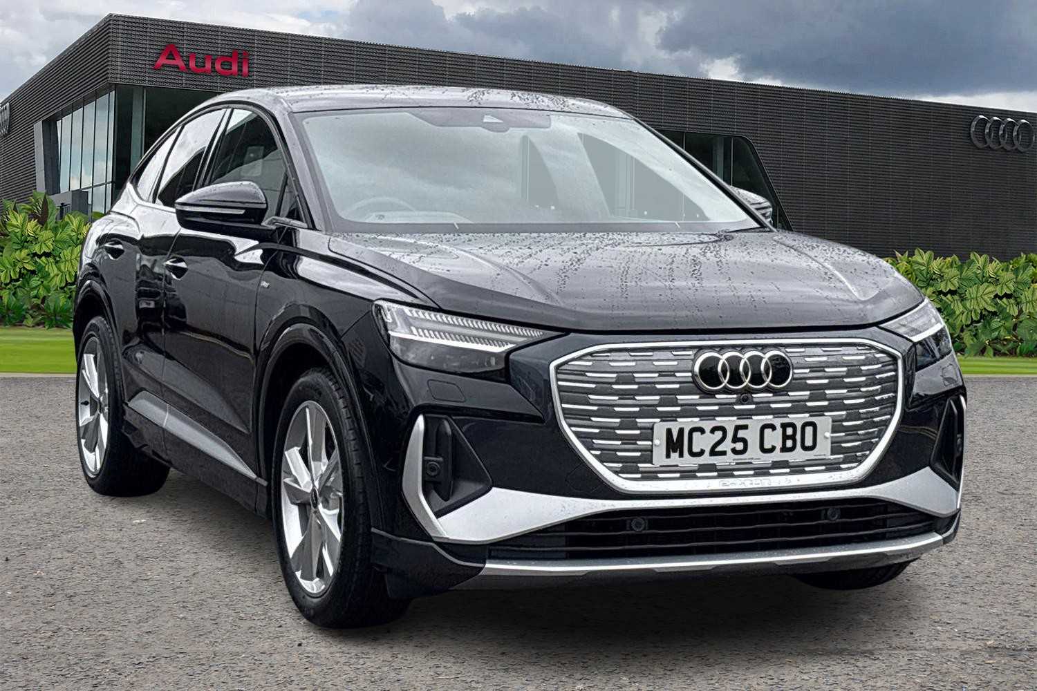 Used Audi Q4 e-tron 2025 for sale - 76718270: Photo 1