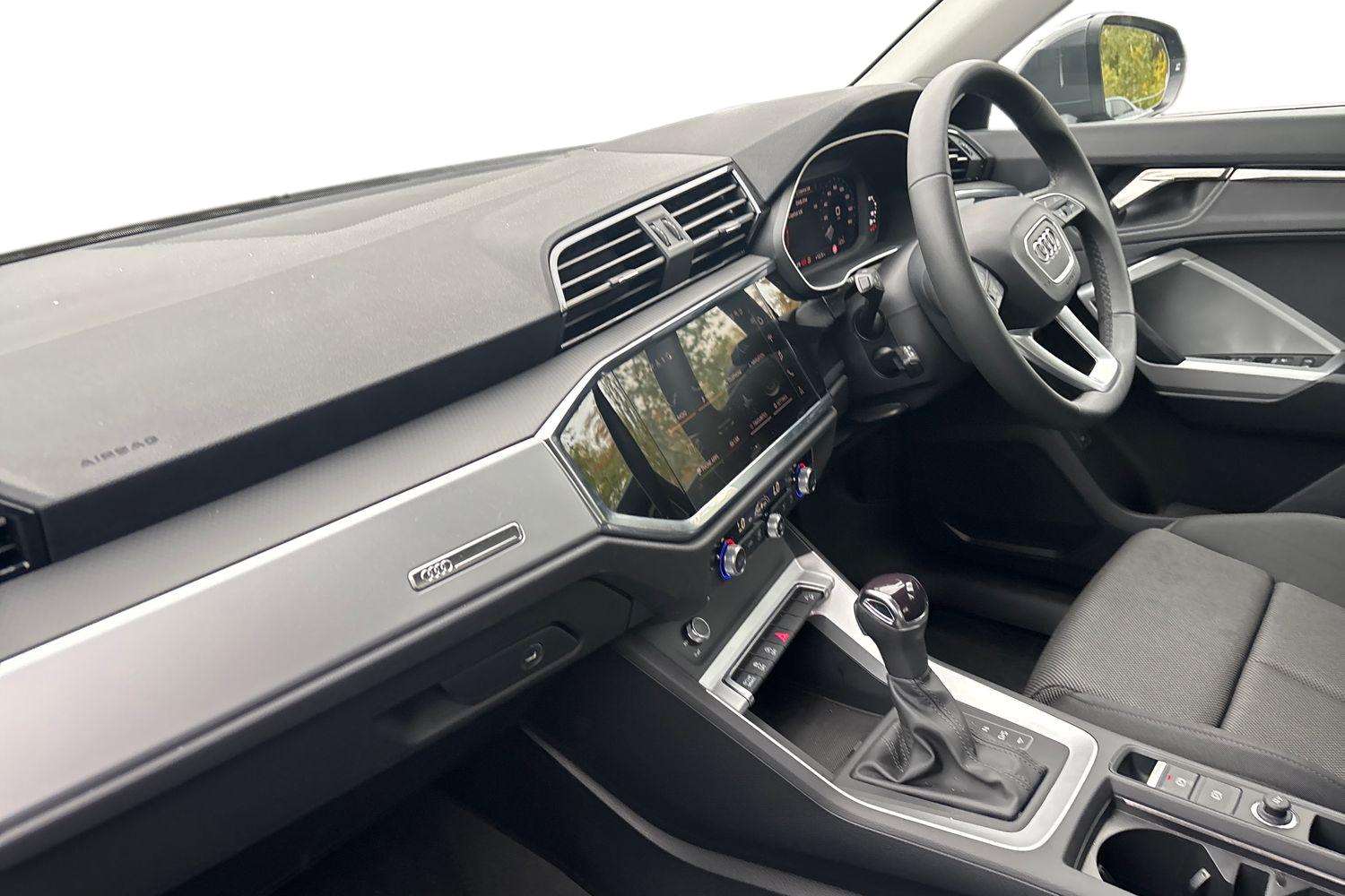 Used Audi Q3 2025 for sale - 75968172: Photo 2