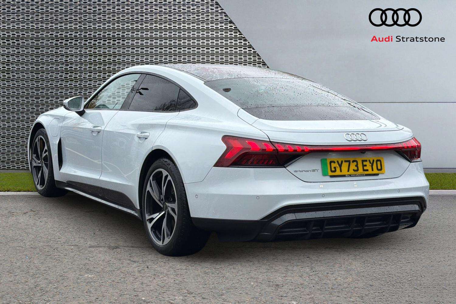 Used Audi e-tron GT 2023 for sale - 76955169: Photo 3