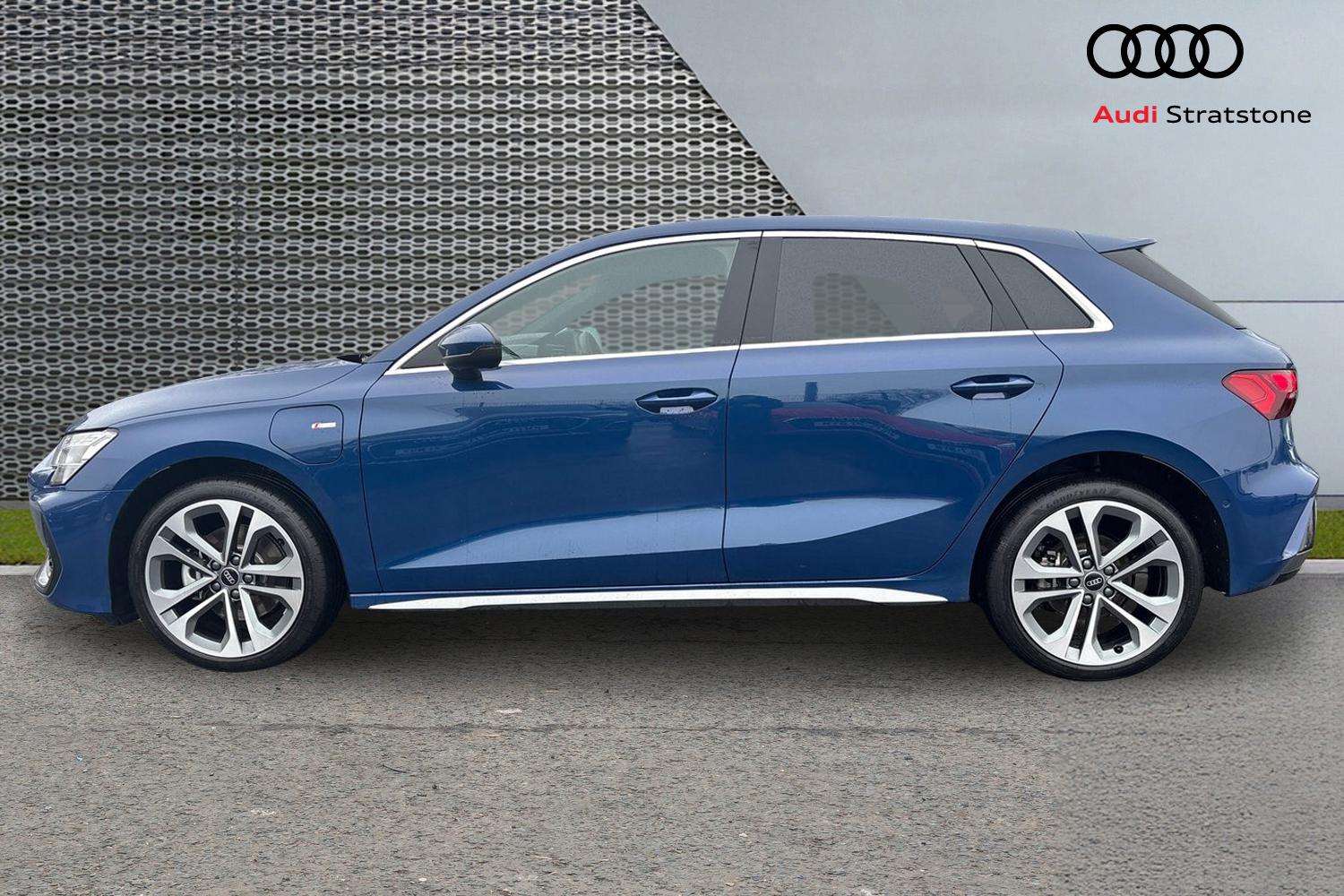 Used Audi A3 2025 for sale - 76955302: Photo 8