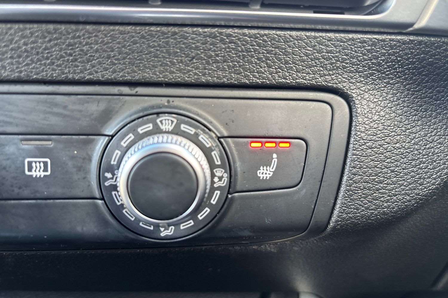 Used Audi Q2 2023 for sale - 76249047: Photo 28