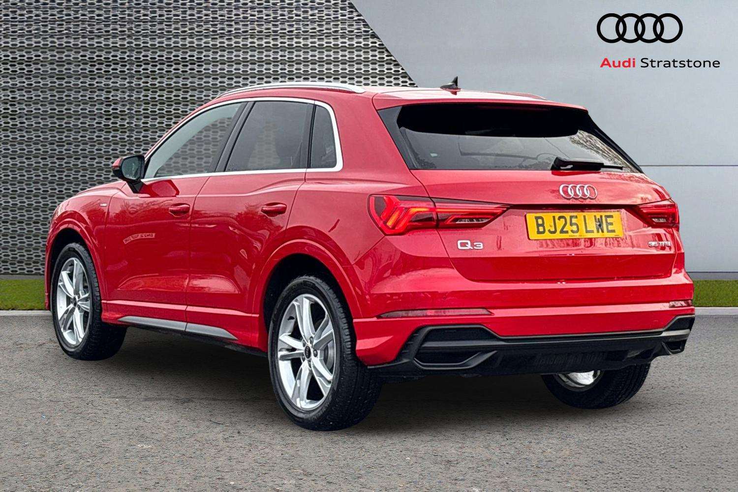 Used Audi Q3 2025 for sale - 76156180: Photo 3
