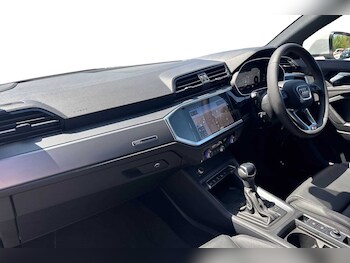 Used Audi Q3 2024 for sale - 75189776: Photo