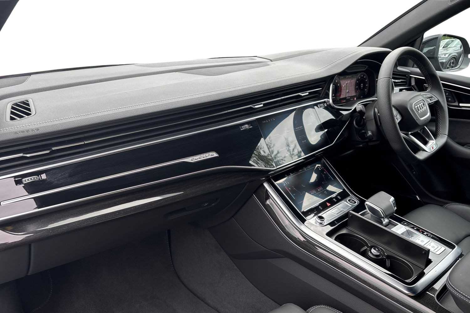 Used Audi Q8 2024 for sale - 76141493: Photo 2