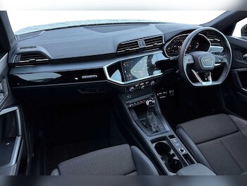 Used Audi Q3 2023 for sale - 74911105: Photo